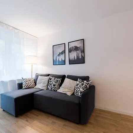 Kosmonautow Comfort By Bookinghost *