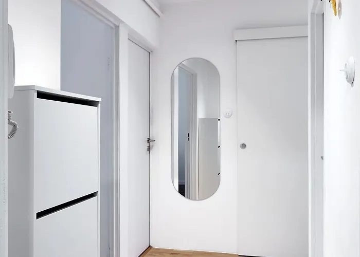 Apartment Kosmonautow Comfort By Bookinghost Posen